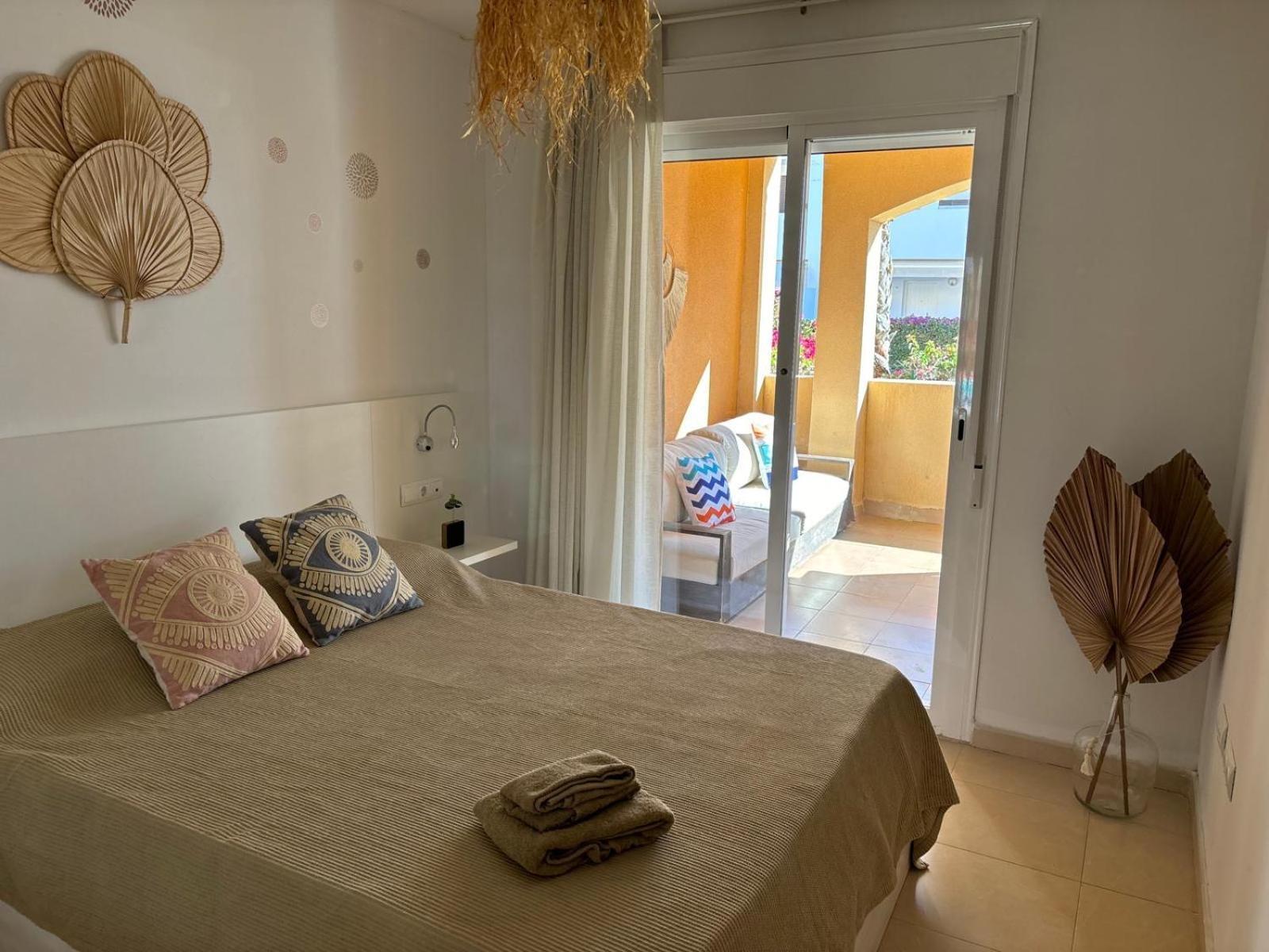 Appartement Bajo Con Jardin A Pie De Playa Y Piscina Comunitaria Con Jacuzzi à Playas de Vera Extérieur photo