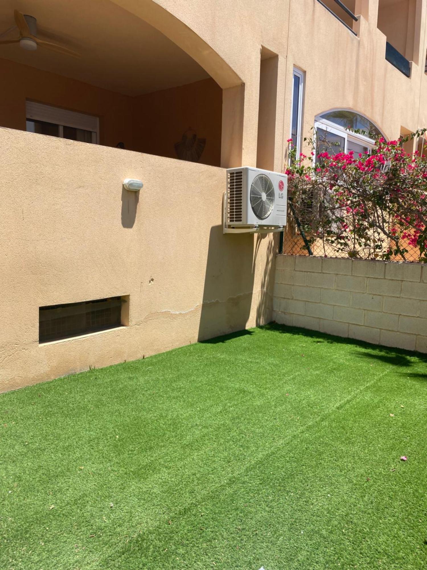 Appartement Bajo Con Jardin A Pie De Playa Y Piscina Comunitaria Con Jacuzzi à Playas de Vera Extérieur photo